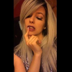 Gray wig with black roots - grey wig medium length